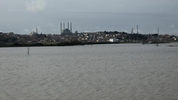 Selimiye Camii, göle dönen tarlalardan İstanbul’daki Sultanahmet’i andırdı