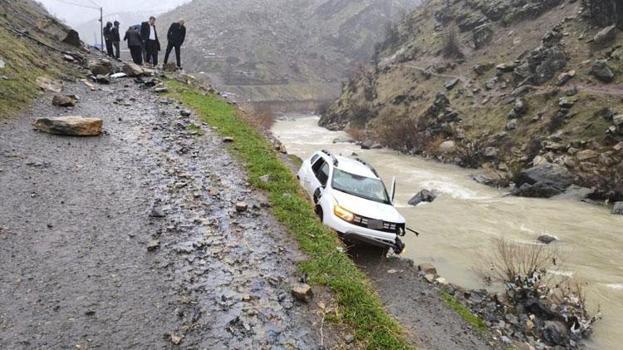Beytüşşebap'ta ölümden kıl payı kurtuldular