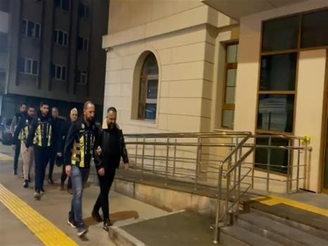 Trafikte sopalı saldırıya milyonluk ceza! İstanbul'da kameraya yansıdı