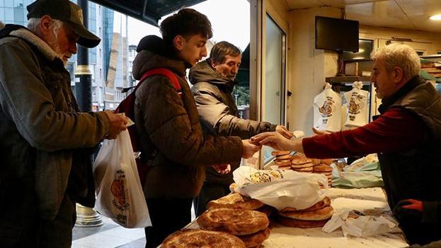 Trabzonlunun ramazanda vazgeçilmezi! 6 saatlik hummalı mesaiyle sofralara ulaşıyor