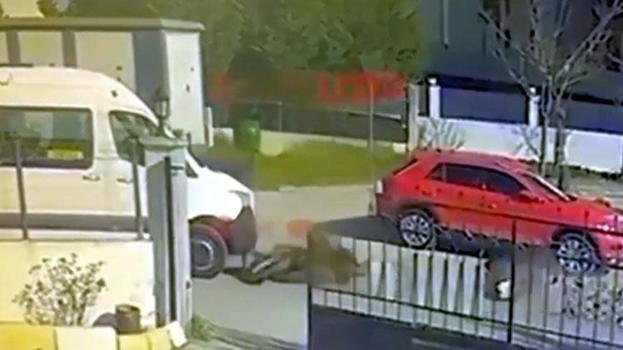 Tekirdağ'da minibüs ile motosikletin çarpıştığı kaza kamerada