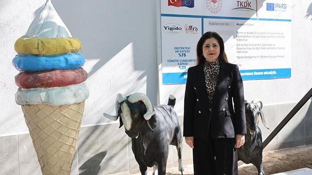 Denizli'de kadın girişimci pazarlamacı olarak başladı! Devlet desteğiyle fabrika açıp üretime başladı