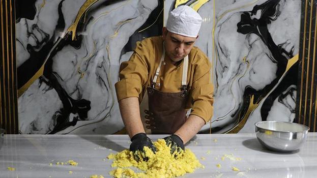 Kilis’te bayram hazırlığı: Gerebiç tatlısı için fırınlar ısınmaya başladı!