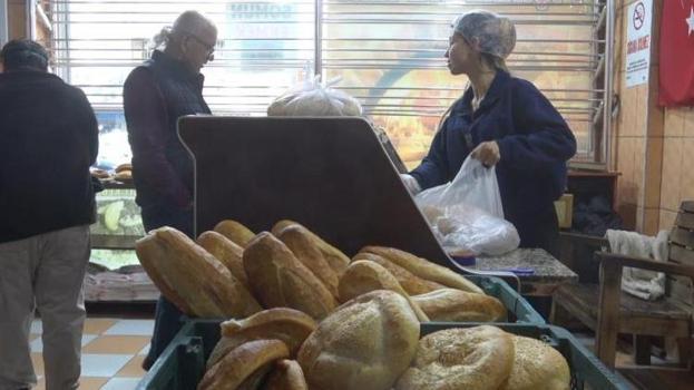 Fırıncıdan örnek davranış! Ramazan'da ekmeğe ve pideye zam yapmadı