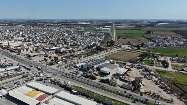 Tarsus’ta çiftçileri sevindiren çalışma! Ulubatlı Hasan Bulvarı yenilendi