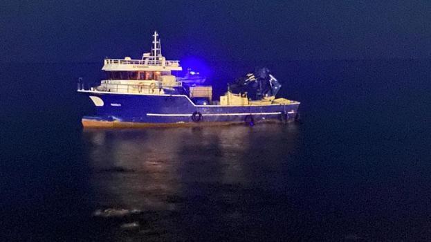 Karaya oturan balıkçı teknesinin kaptanı tahliye edildi