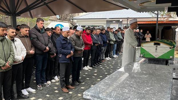 Ankara'daki kazada hayatını kaybeden 5 kişi, son yolculuklarına uğurlandı