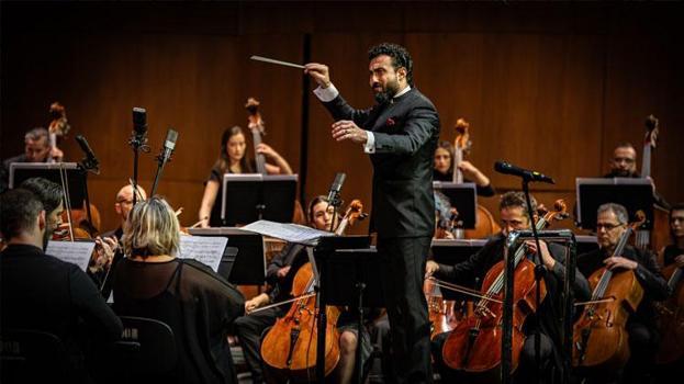Besteci Eldar Mansurov’un ‘Senfonik Gravürler’ eseri AKM’de sahnelendi