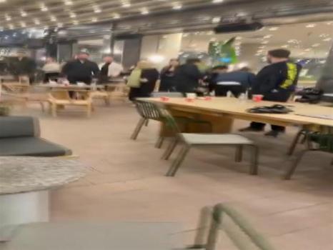 Başakşehir'de cafeye silahlı saldırı: 1 yaralı