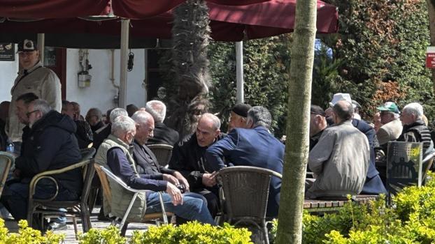 Sakarya'da güneşi gören oraya koştu! Herkesin tek bir dileği var