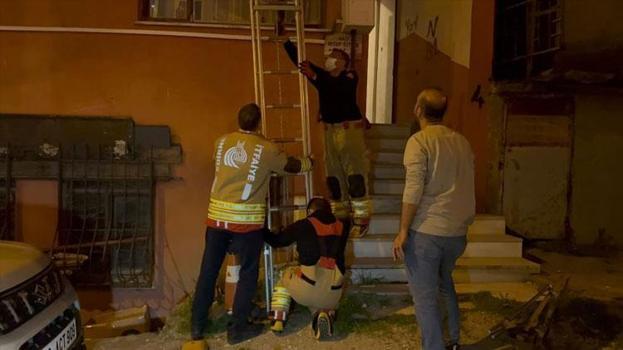 Apartman dairesinden gelen kötü koku acı gerçeği ortaya çıkardı