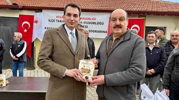 Hisarcık'ta üreticiye çifte müjde: Tohum ve şeker seferberliği ile çiftçinin yükü yarı yarıya azaldı!