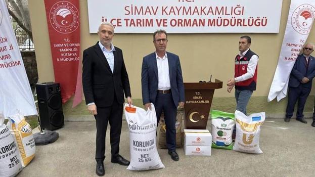 Simav’da tarım seferberliği: 800’den fazla çiftçiye %75 hibeli tohum desteği verildi
