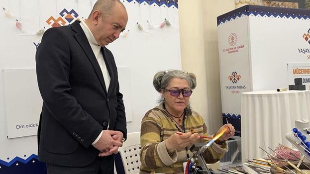 Doktoru 'hobi edin' dedi, mali müşavirliği bıraktı, o işin ustası oldu! Hobisi unutulmaya yüz tutmuş sanatın son temsilcisi yaptı