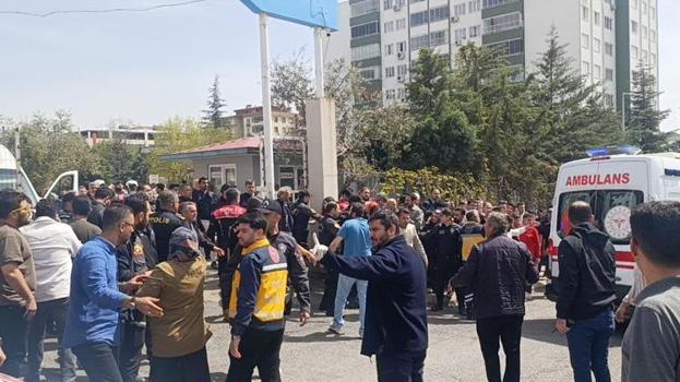 Kahramanmaraş'taki okul saldırısında dehşete düşüren detaylar! "5 silah ve 7 şarjörle gelmiş"