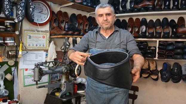 Ege'de sadece o yapıyor! Ayakkabı tamircisiyken başladı, şimdi başpehlivanlar sıraya giriyor