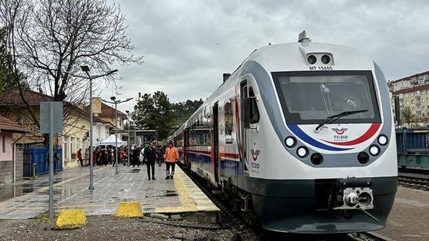 Turistik Tuz Ekspresi’nde 2026 sezonu başladı! Yer altı tuz şehri ziyaretçilerini bekliyor