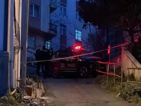 Şişli'de yüzüstü yatar halde bulundu: Metruk binada şüpheli ölüm