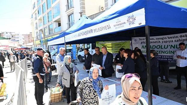 Aydınlılar akın etti! Binlercesi tamamen ücretsiz olarak dağıtıldı