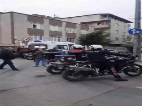 Küçükçekmece'de kahvehane baskını! 3 kişi yaralandı