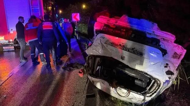 Kütahya’da otomobilin takla attığı kazada 4 kişi yaralandı