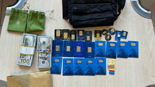 Polis denetiminde üstlerinden servet çıktı! Paranın kaynağı Maçka Parkı'ndaki psikolog kadın çıktı