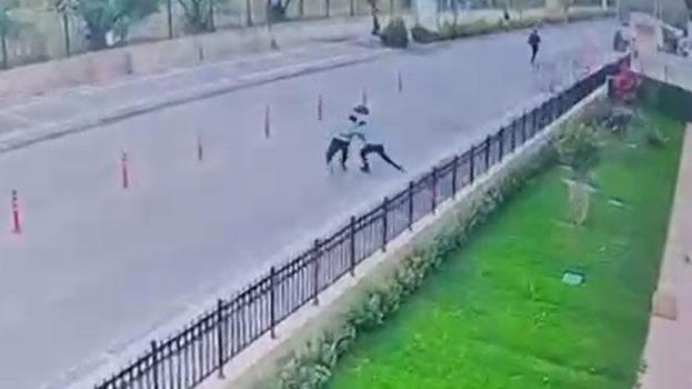 Yalova’da adliye önünde dehşet anları! Cinayetin kan donduran görüntüleri ortaya çıktı