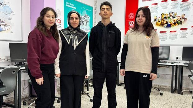Lise öğrencileri araştırdı Türkçe pop müziğe dilbilimsel analiz geldi