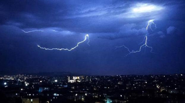 Meteoroloji'den Kırıkkale için gök gürültülü kuvvetli sağanak uyarısı geldi