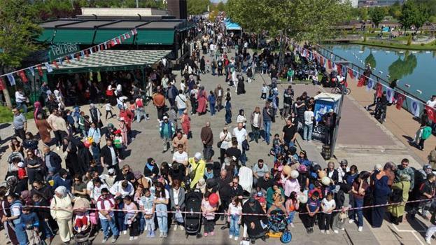 Çorum'da Aile Festivali'nde yüzlerce vatandaş bir araya geldi