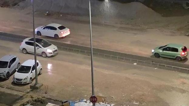 Edirne’de sağanak yağışlar etkili oldu caddeler göle döndü