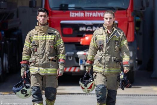 İzmir'de 19 yaşında hayat kurtarıyor: Büyükşehir'de işe başladı