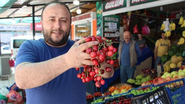 Kiraz bu kez fiyatıyla şaşırttı! Dibin dibini gördü
