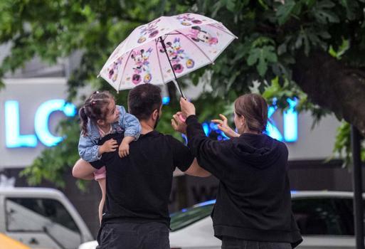 HAVA DURUMU UYARISI: 28-29 Ağustos'ta kuvvetli sağanak ve fırtına geliyor