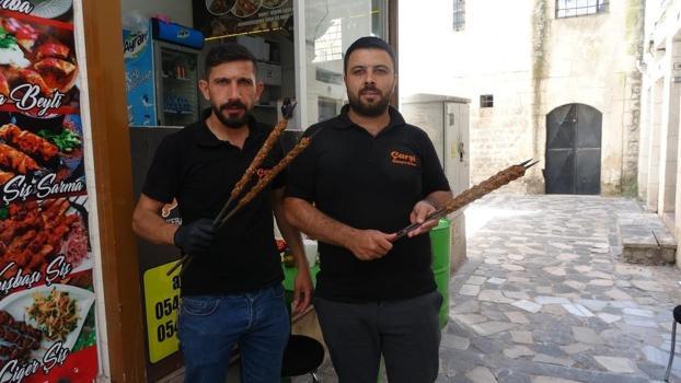 Kilis'te tescilli lezzetin sırrı çözüldü! 20 yıllık usta Oruk kebabının sırrını verdi: İşte Antep usulüyle arasındaki o fark