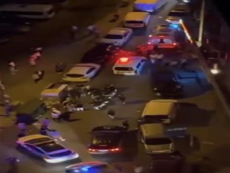 Esenler'de eşler kavga etti, polis gelince pencereden düştü!