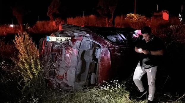 Kontrolden çıkan otomobil defalarca takla attı