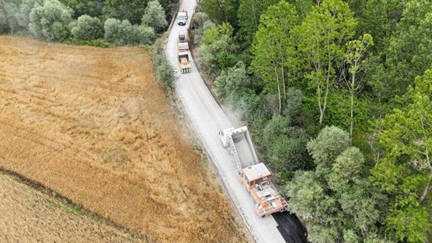 Samsun'da 40 yıldır yapılması beklenen yol asfalta kavuştu!