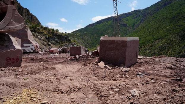 Gümüşhane'den çıkarılıyor, Türkiye'de çok az bulunuyor! Çin, Hindistan ve İtalya'dan sipariş yağıyor