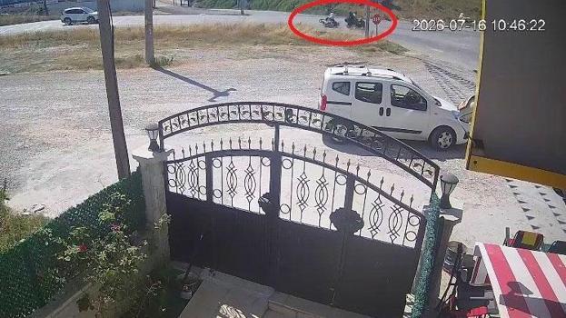 Karı kocanın öldüğü kaza anı saniye saniye kameraya yansıdı