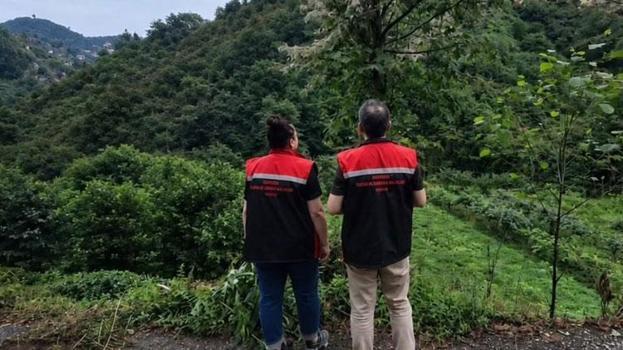 Rize'de mücadele başladı! Tarım alanlarını istila eden Amerikan Beyaz Kelebeği'ne karşı çalışma başladı