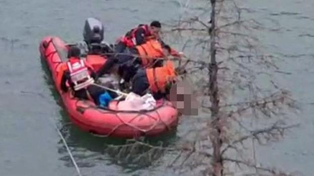 Kürtün'de baraj gölüne düşen araçta 1 kişi öldü, arama çalışmaları sürüyor