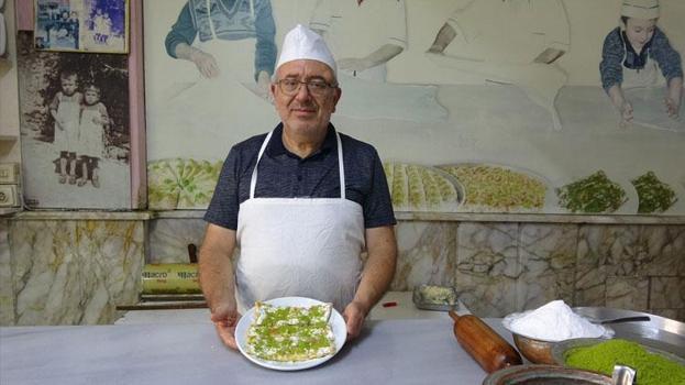 5 yaşında başladı, 63 yıldır coğrafi işaret tescilli Kilis katmerini