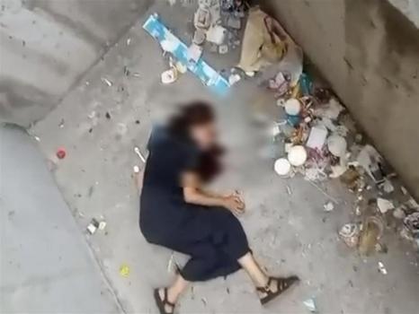 Dengesini kaybetti, inşaat boşluğuna düştü: Genç kadın feci şekilde yaralandı