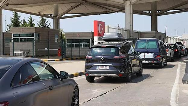 YURT DIŞINDAN GETİRİLEN ARAÇLARDA YENİ DÖNEM! Aracı kimler kullanabilir? Resmi Gazete'de değişiklik