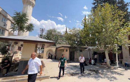 Kahramanmaraş'ın Uyuz Pınar'ında tek kural var: Banyodan sonra kıyafet giyilmiyor