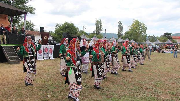 Bir asırdır çamur sanata dönüşüyor: Bilecik'te dev festival başladı!