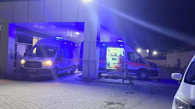 Kına gecesinde çıkan silahlı ve bıçaklı kavgada 4 kişi yaralandı