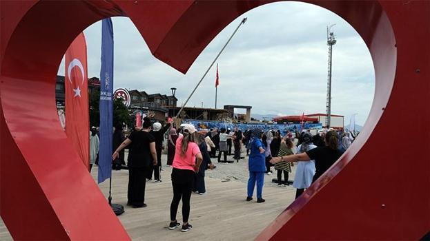 Ergan Dağı’nda spor rüzgarı: Yüzden fazla kadın zirvede buluştu!