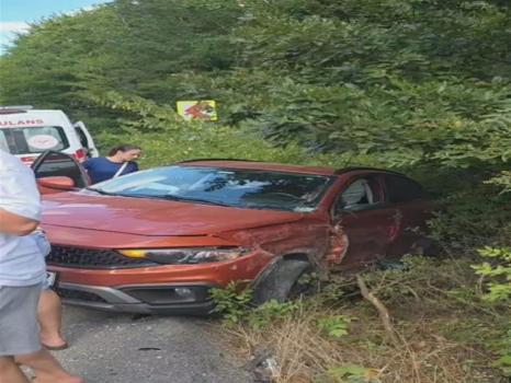 Çatalca'da korkunç kaza: 3 araç birbirine girdi, 4 yaralı